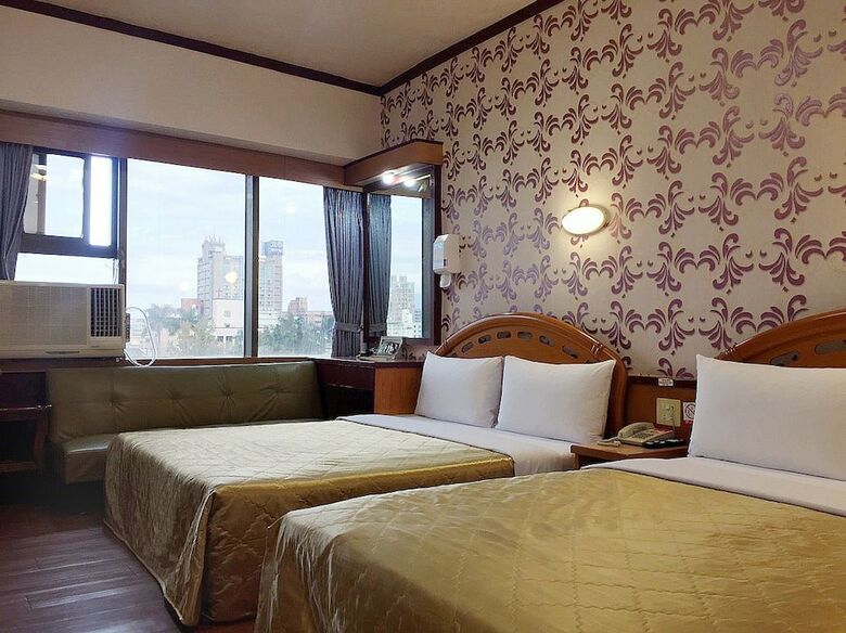 Diamond Hotel
