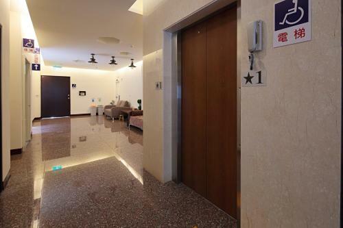Happiness Yes Hostel