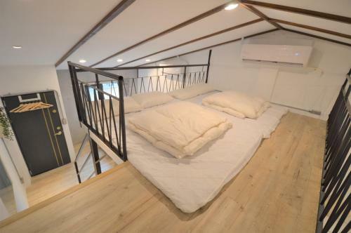 Hostal Feng Chia 85 Guest House