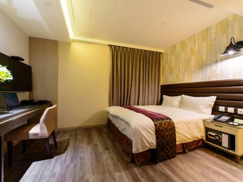 Stay Hotel - Taichung Zhongqing