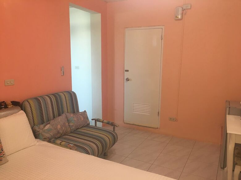 Hotel Happy Homestay