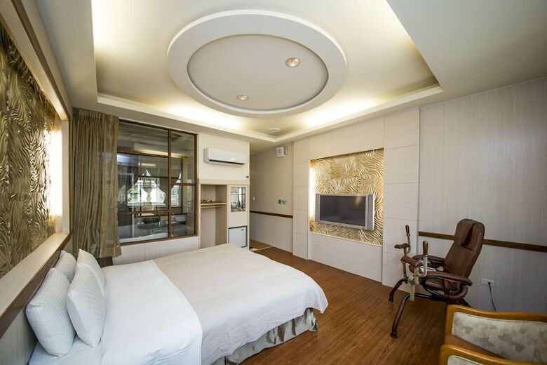 Jiayuam Motel