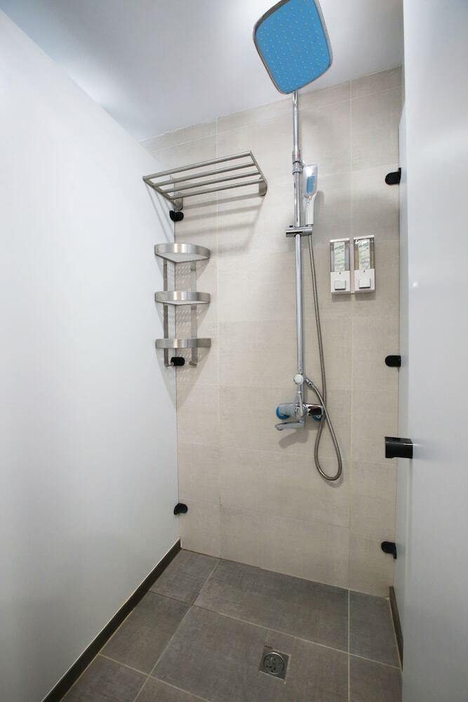Loosha Hostel