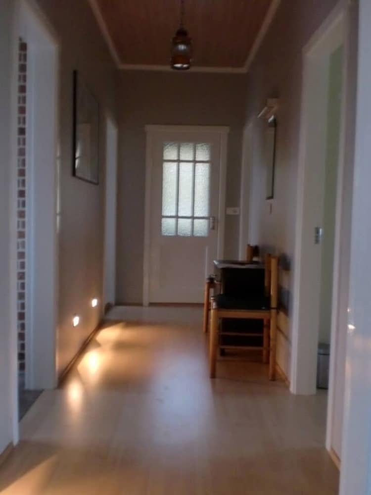 Hostal Guesthouse Tilraun