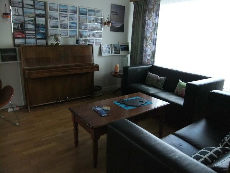 Bed & Breakfast Akra Guesthouse