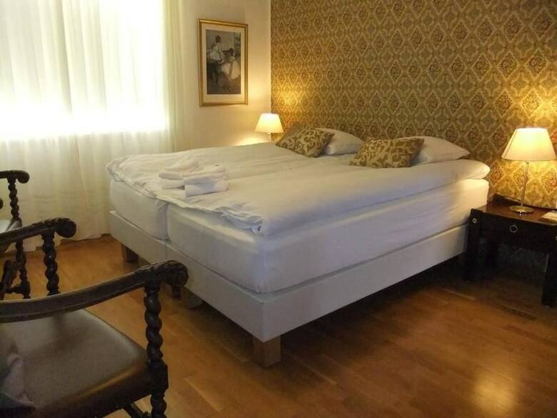 Bed & Breakfast Akra Guesthouse
