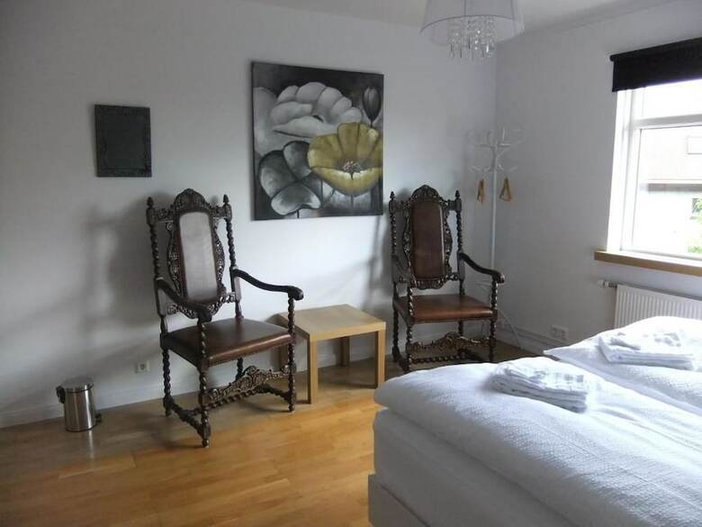 Bed & Breakfast Akra Guesthouse