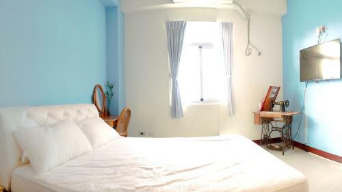 17 Years Old Coffee Hostel