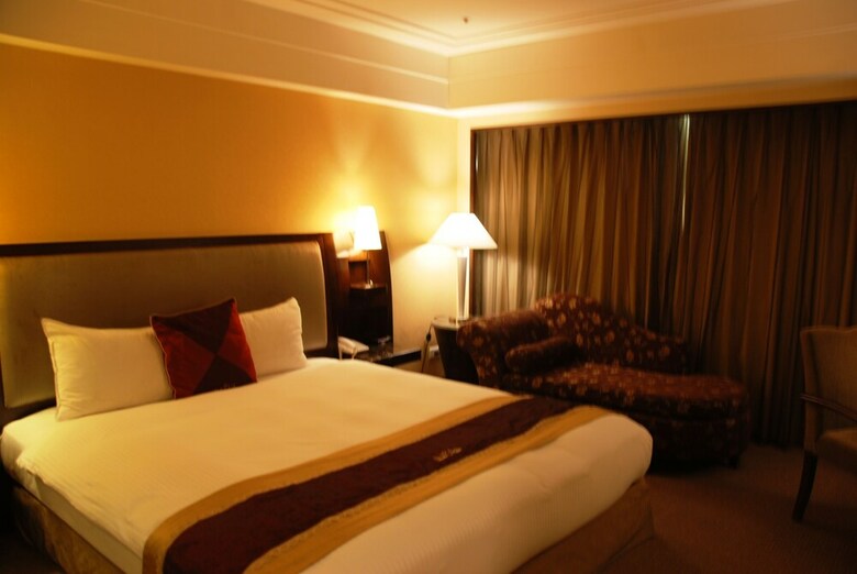 Nisus Hotel