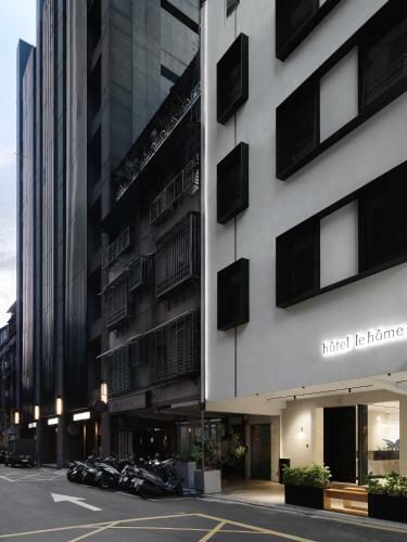 Hotel H�tel Le H�me