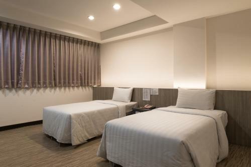 Lotus Yuan Business Hotel