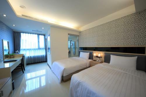 Federal Highway 2 Hotel