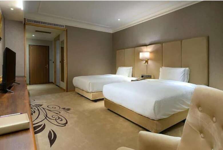 Lixin Grand Hotel