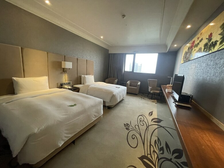 Lixin Grand Hotel