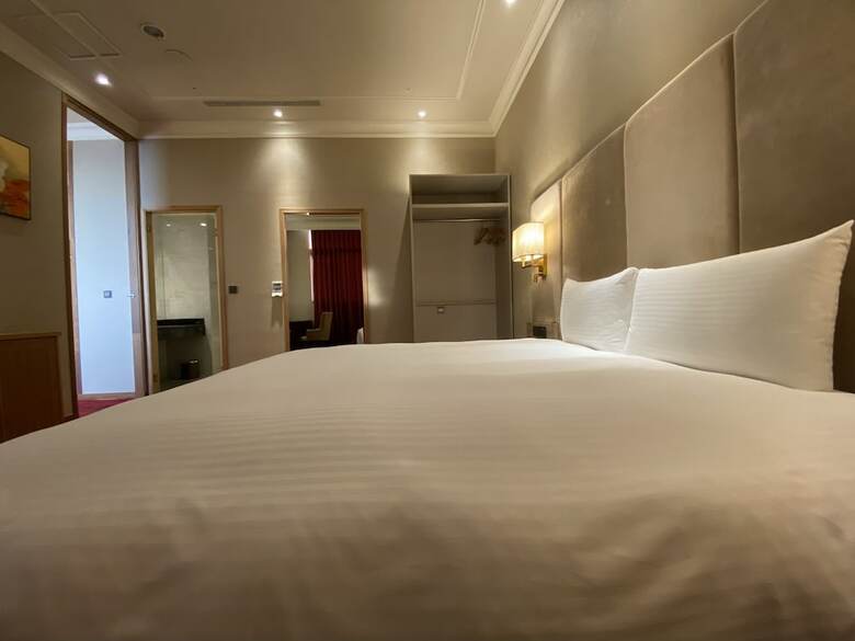 Lixin Grand Hotel