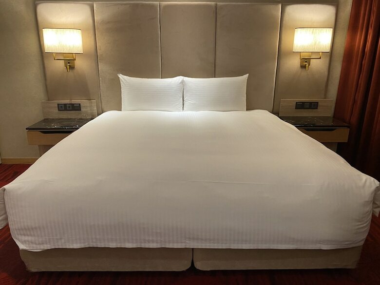 Lixin Grand Hotel