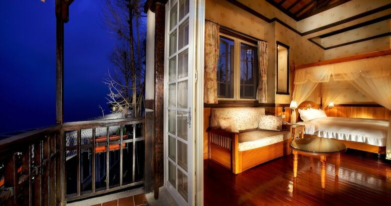 Bed & Breakfast Oncoming Luck Villa