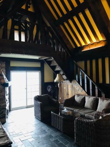 Black Forest Manor