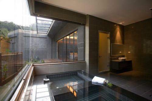 Go Ya Hot Spring