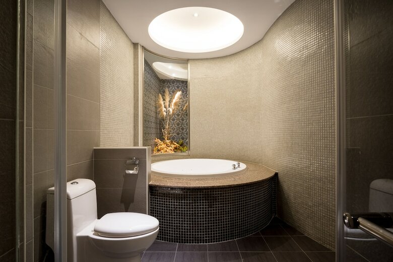 Ihotel