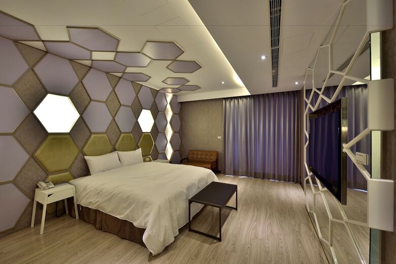 Ihotel