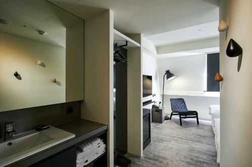 Lumi Design Hotel