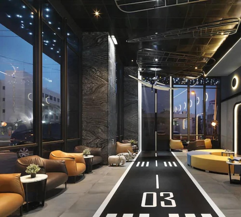 Explore Hotel