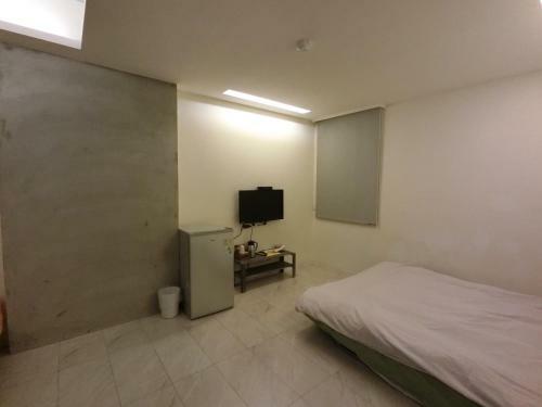 Eagle Apartment