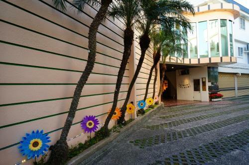 Yi Don Motel