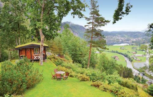 Holiday Home Norheimsund Rosselandvegen