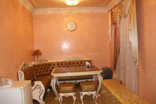 Hostal Ceasar