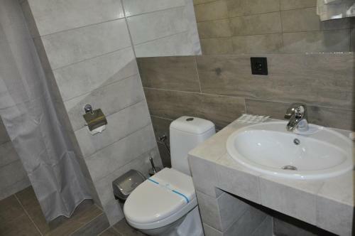 Full House Hotel & Capsule Hostel, Rivne