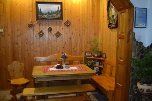 Hostal Sadyba U Lesi
