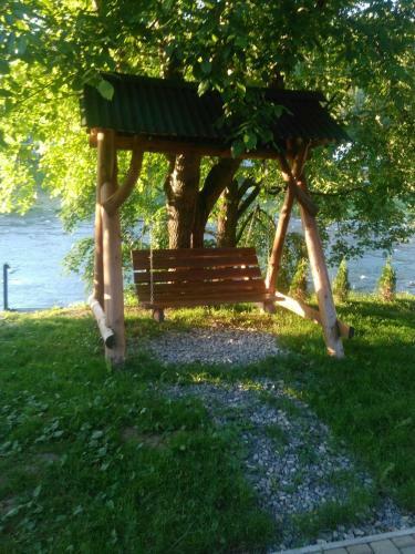 Agroturismo Yablunevyi Tsvit