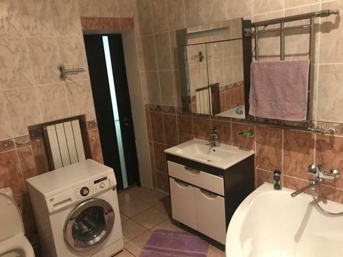 Apartment On Nebesnoi Sotni