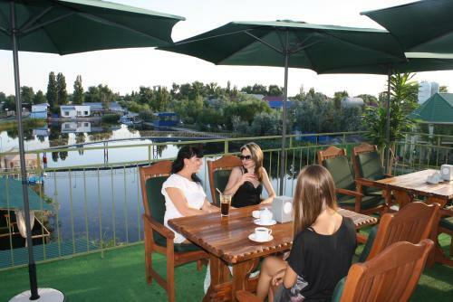 Green Hotel-club