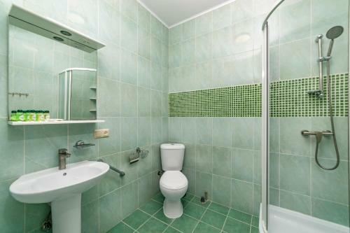 Green Hotel-club