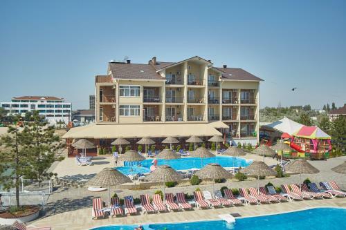 Grand Hotel