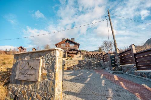 Posada Chalet Residence