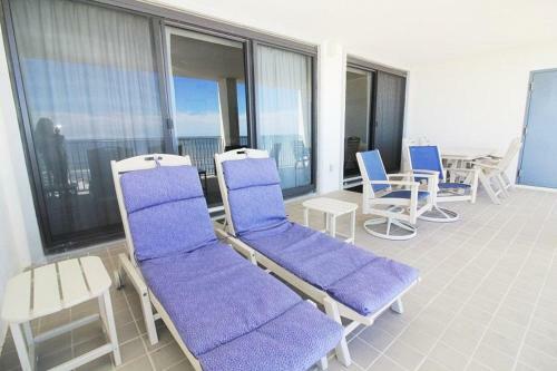 Windward Pointe 702