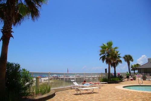 Windward Pointe 702