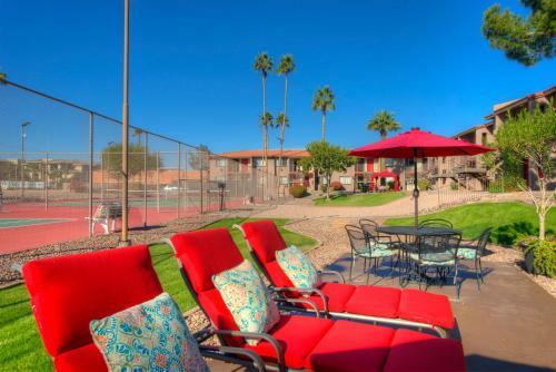 Park Suites At 233 - One Bedroom Apartment