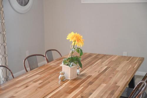 Scottsdale Vacation Home Sleeps 14