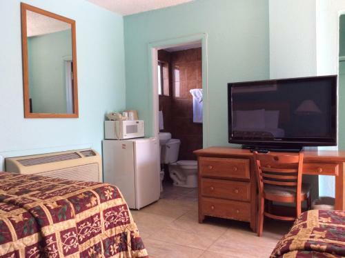 Hotel El Rancho Motel