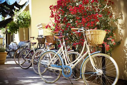 Posada Bespoke Inn, Cafe & Bicycles