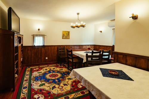 Villa The Zoev House