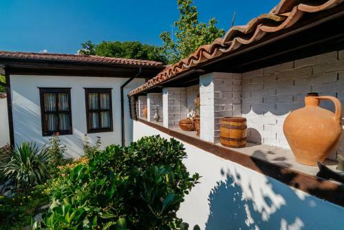 Villa The Zoev House