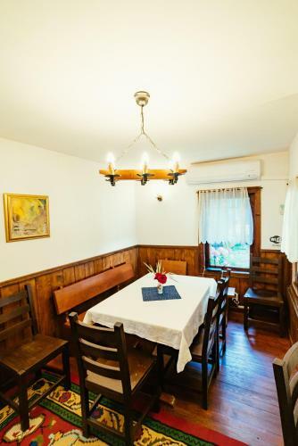 Villa The Zoev House