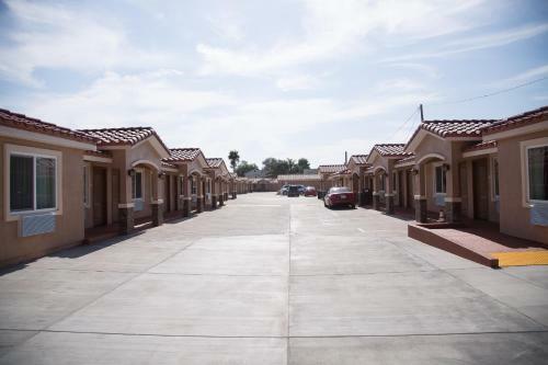Motel Diamond Bell Inn & Suites