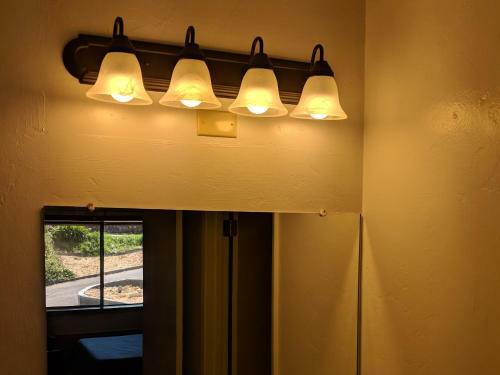 Sherwood Forest Motel